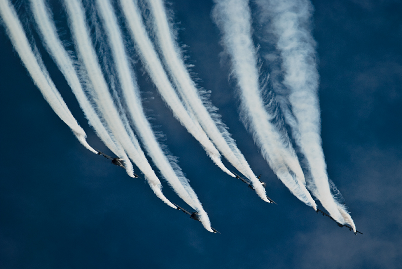 024_Radom_Air Show_Midnight Hawks na British Aerospace Hawk Mk 51.jpg